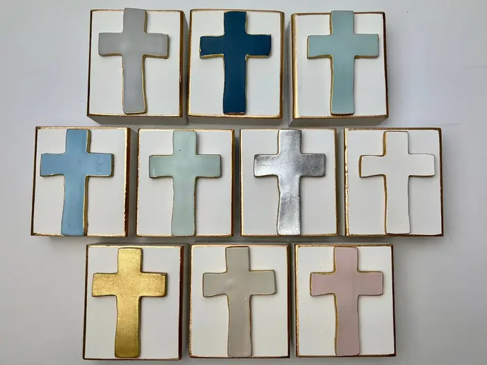 4×4 Clay Cross Art
