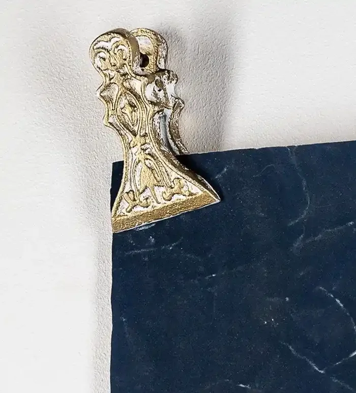 4″ Cast Iron Gold Clip