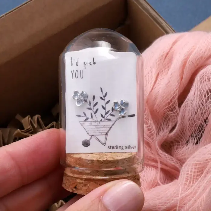 “I‘d Pick you” three petal blue flower earring