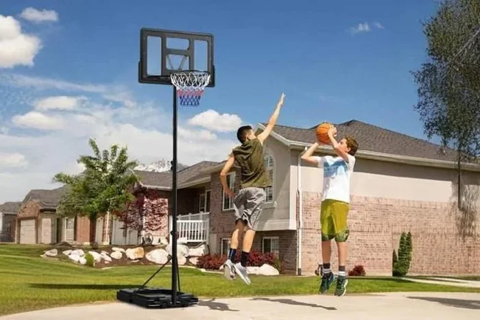 Adjustable Outdoor Basketball Hoop Set – 10 Height Levels, Portable Base, Family Sports Game (230–305cm, Ages 6+)