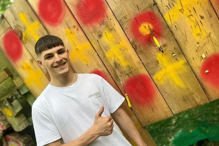 Axe Throwing Experience for Four with 5% Wow Bonus – 3 Locations