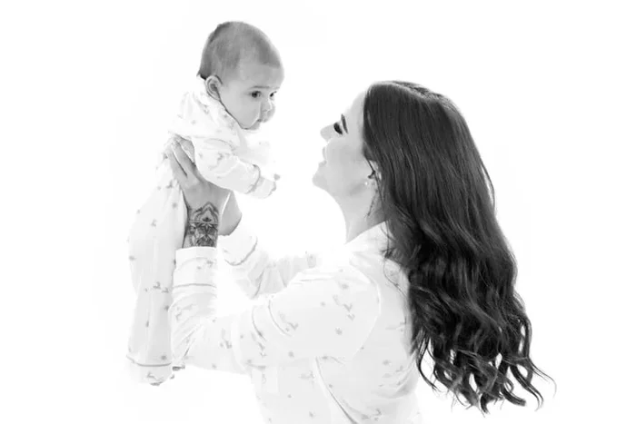 Baby Photoshoot with 1 x 10×8” and 2 x 5×7” Images