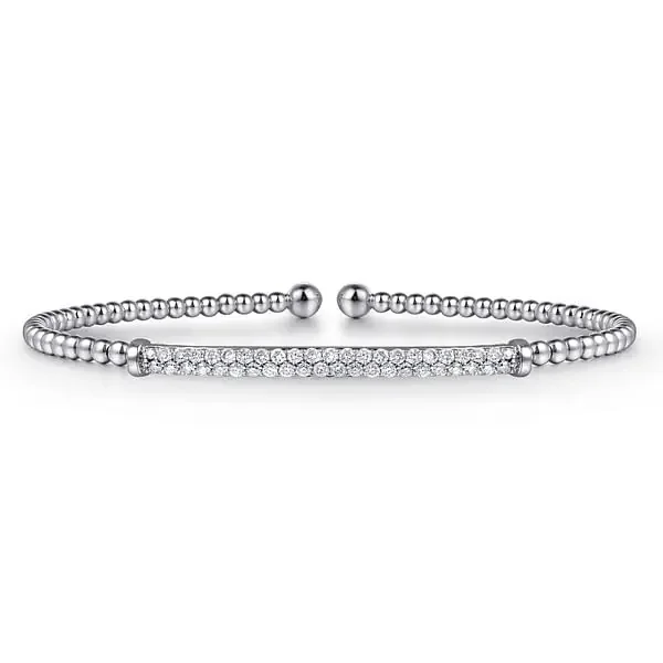 Bead cuff with pave‘ diamond bar on top 14kt. white gold by Gabriel