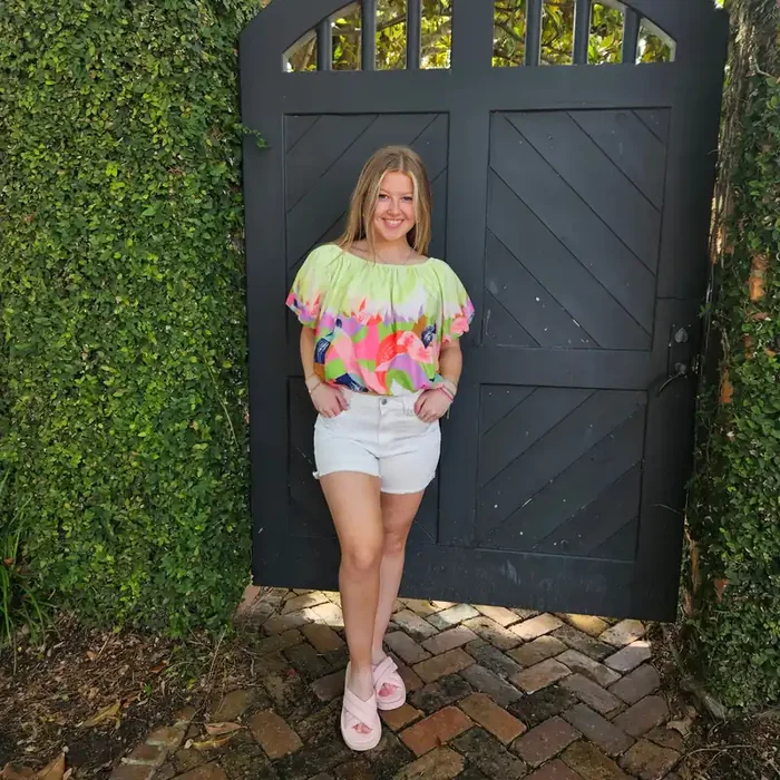 Bubble Top • Graphic Border