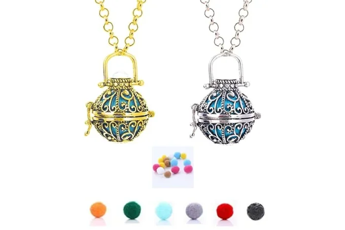 Elegant Chic Aroma Diffuser Necklace