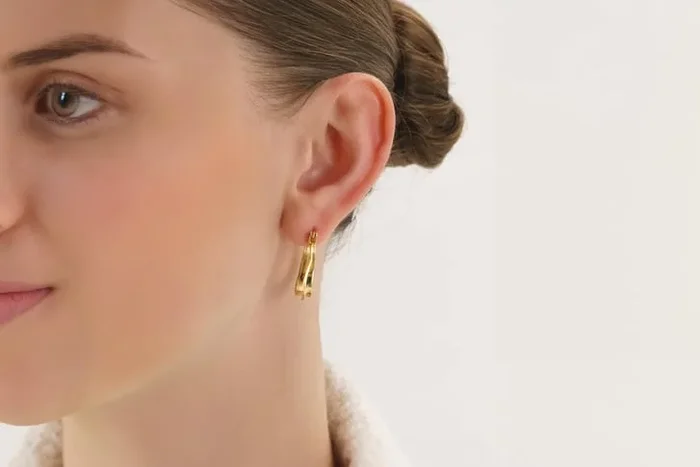 Elk & Bloom Chunky 14K Gold-Plated Sterling Silver Oval Hoop Earrings – Statement Lightweight Hoops