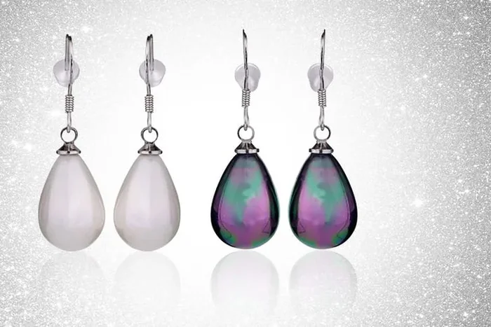 Exquisite Sterling Silver Pearl Drop Earrings: Black & White Elegance