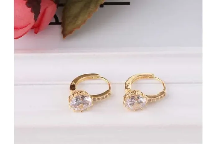 Gleaming Huggies Earrings with Sparkling Cubic Zirconia