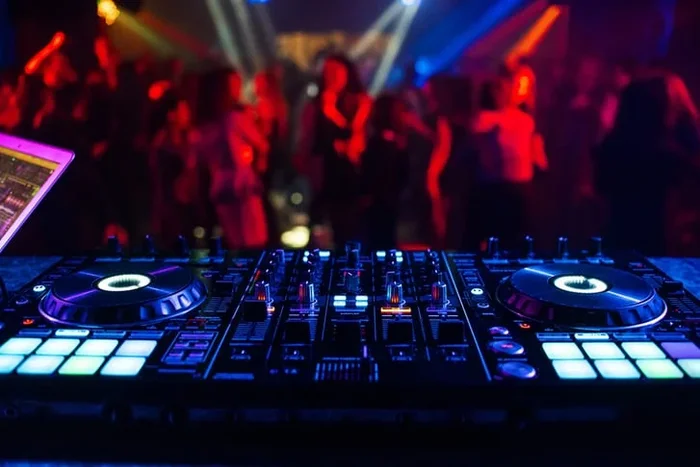 Holiday Murder Virtual Mystery Game Extravaganza