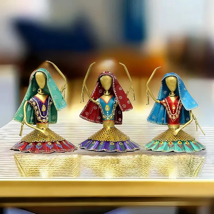 Kraftskala Set of 3 Kalbeliya Dancers Metal Decor Items