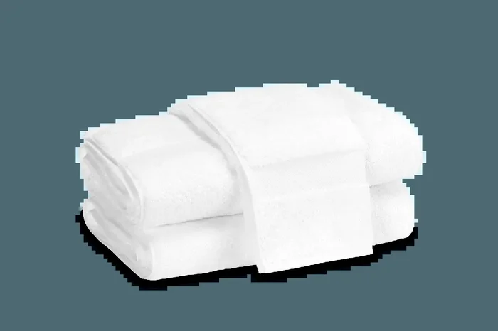 Matouk- Lotus Hand Towel