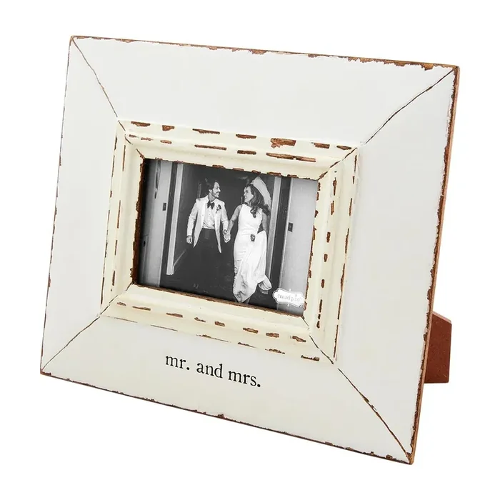 Mr. & Mrs. Distressed Picture Frame 4×6