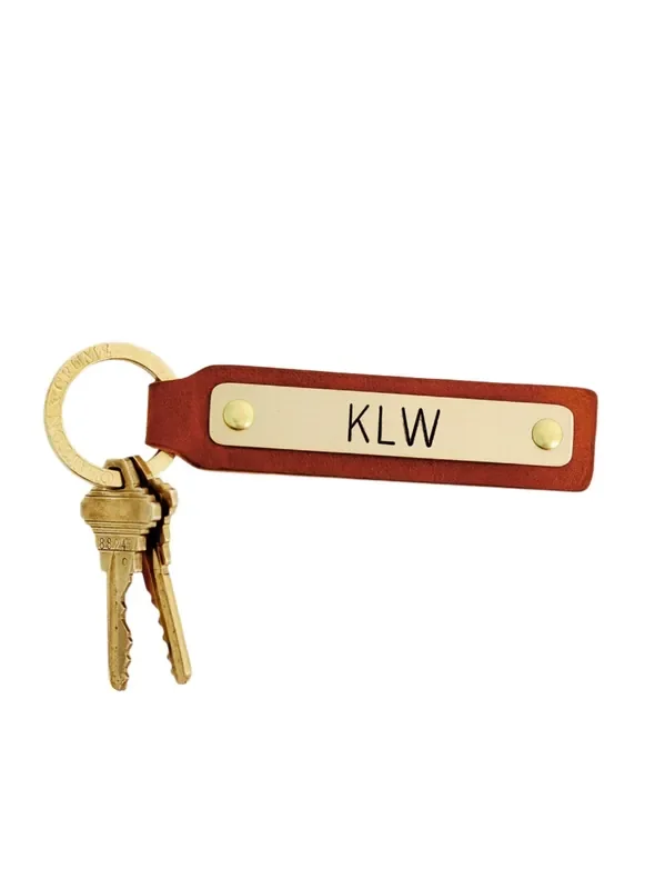 Nameplate Key Fob – Antique Saddle – Clayton & Crume