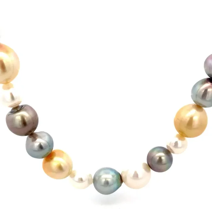 Necklace assorted colors of South Sea pearls, 18″, 18kt yellow gold-mastoloni