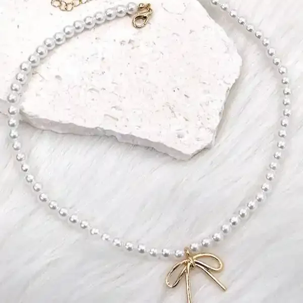 Pearl Chain Coquette Bow Single Charm Necklace 16″ Long