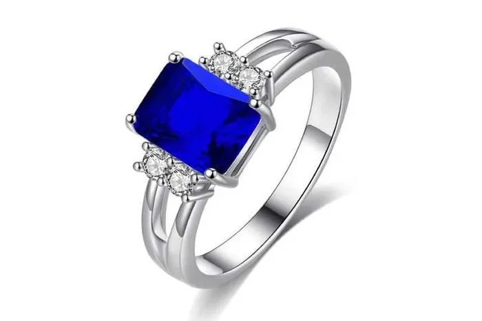 Royal Blue Sparkling Crystal Silver-Plated Ring
