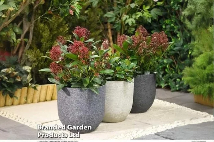 Stone Effect Dark Grey Planter – Lightweight, Weather-Resistant Pot