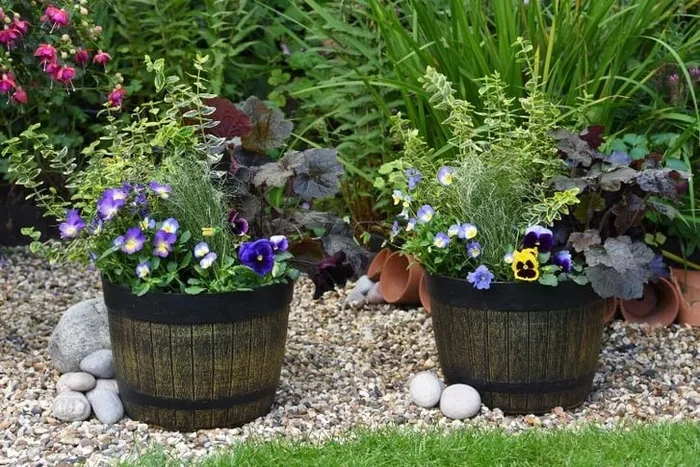 Traditional 30cm Whisky Barrel Planters – Lightweight, Weatherproof Pots