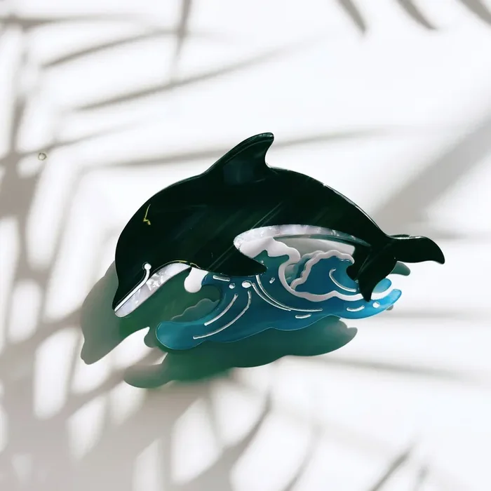 Velvet Claws Killer Whale Orca Hair Claw Claw Clip in Velvet Travel Bag