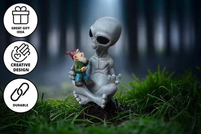 Weatherproof Resin Alien Gnome Garden Ornament – Unique Outdoor Décor Sculpture