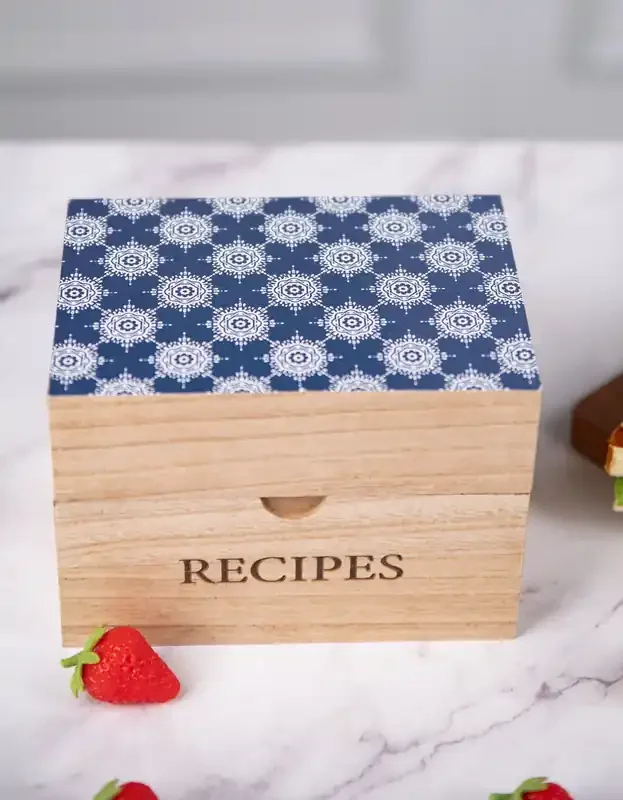 Willow & Riley “Recipe” Wooden Blue 4×6 Recipe Card Box