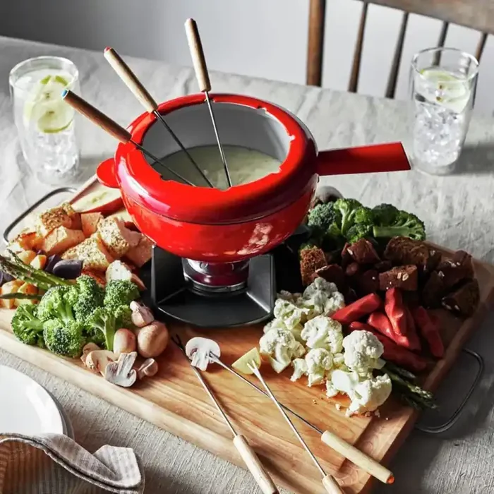 Zwilling Cookware 8″ Fondue Pot with 6 Forks